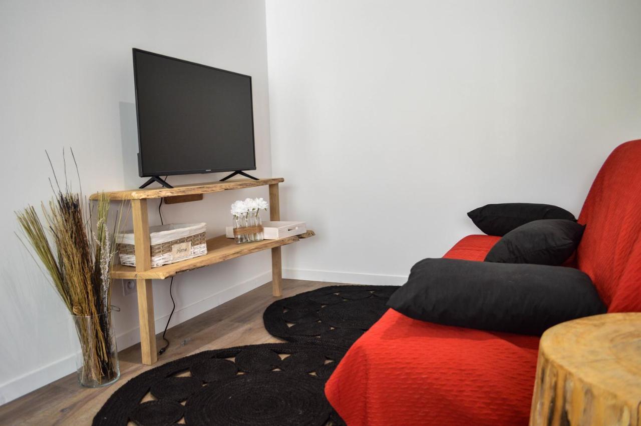 Bed and Breakfast Grande Chambre D'Hote Les Chats-Pitres La Rochette  Экстерьер фото