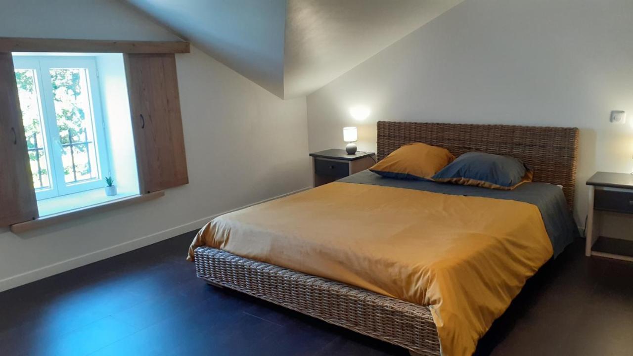 Bed and Breakfast Grande Chambre D'Hote Les Chats-Pitres La Rochette  Экстерьер фото